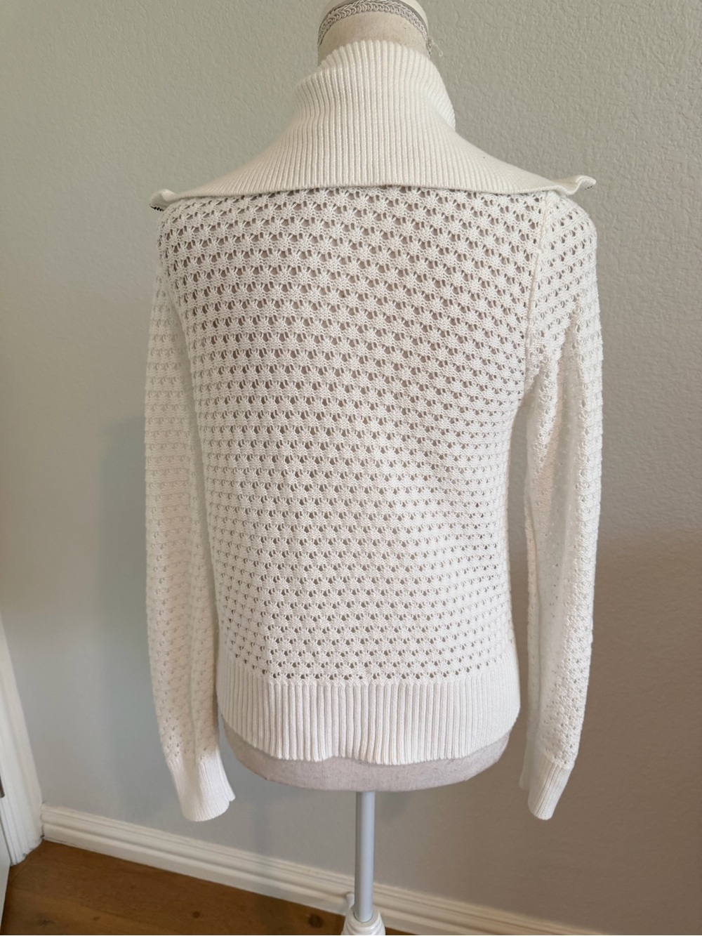 New J. Society White/Cream Zip-Front Knit Cardigan - Picture 3 of 5